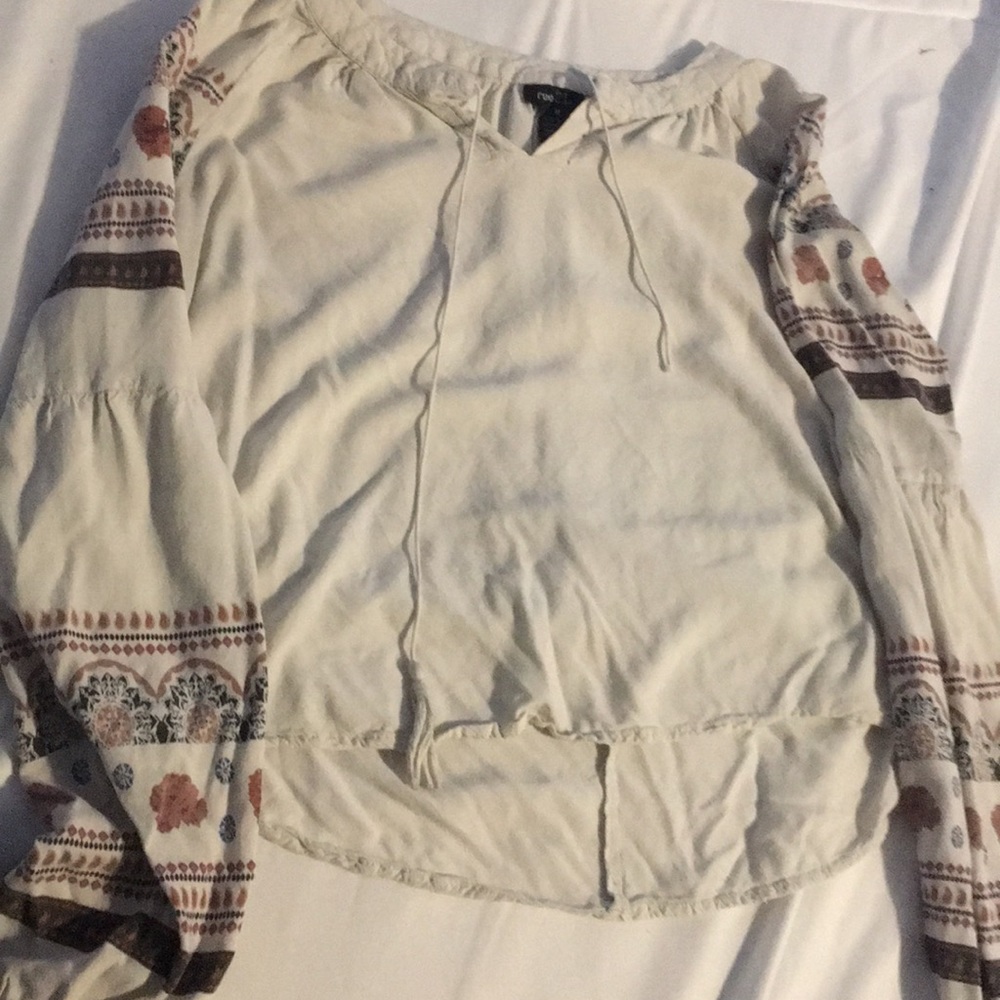 Dress shirt size medium from rue 21